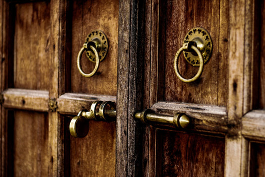 How to Choose Door Accessories for an Internal Doors?