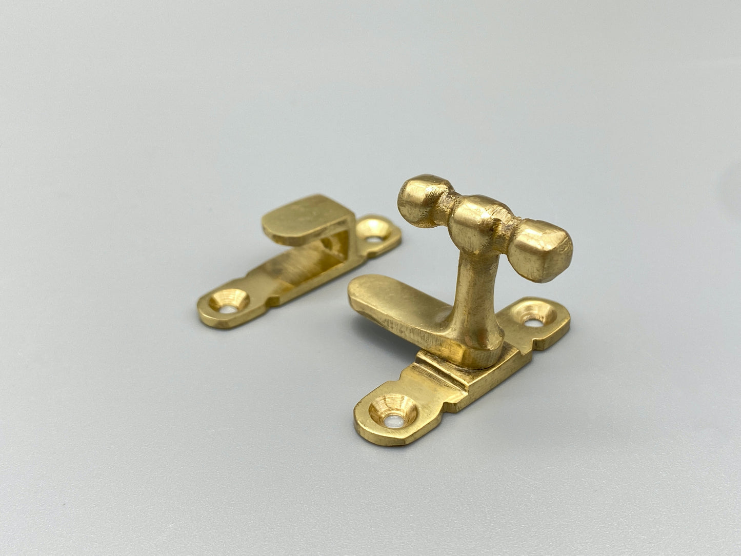 Solid Brass Showcase Catch - 40mm