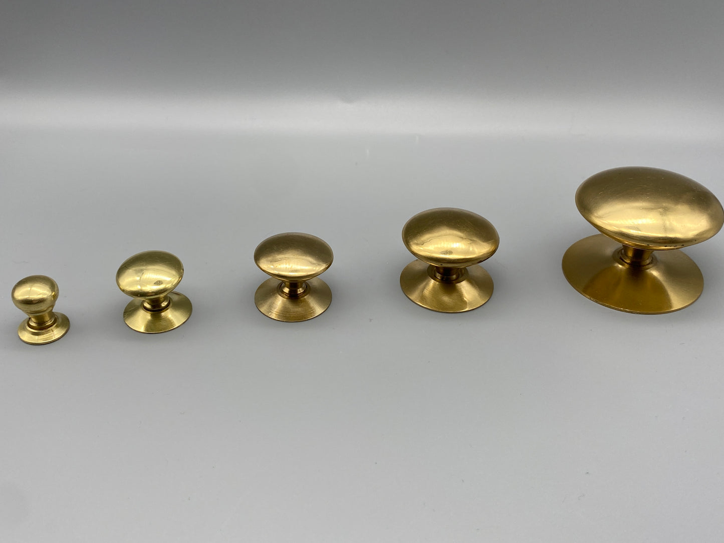Solid Brass Victorian Polished Knobs - Sizes from 13mm - 50mm Diameter