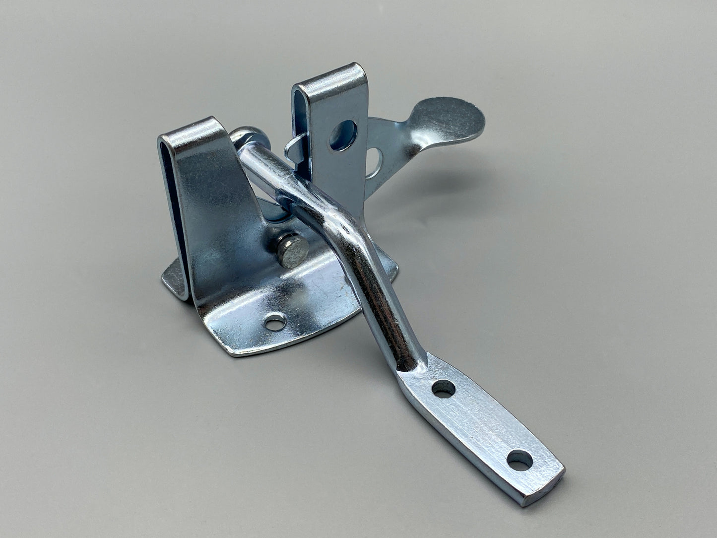 Traditional Auto Gate Latch Zinc Plated Finish - 1 Set
