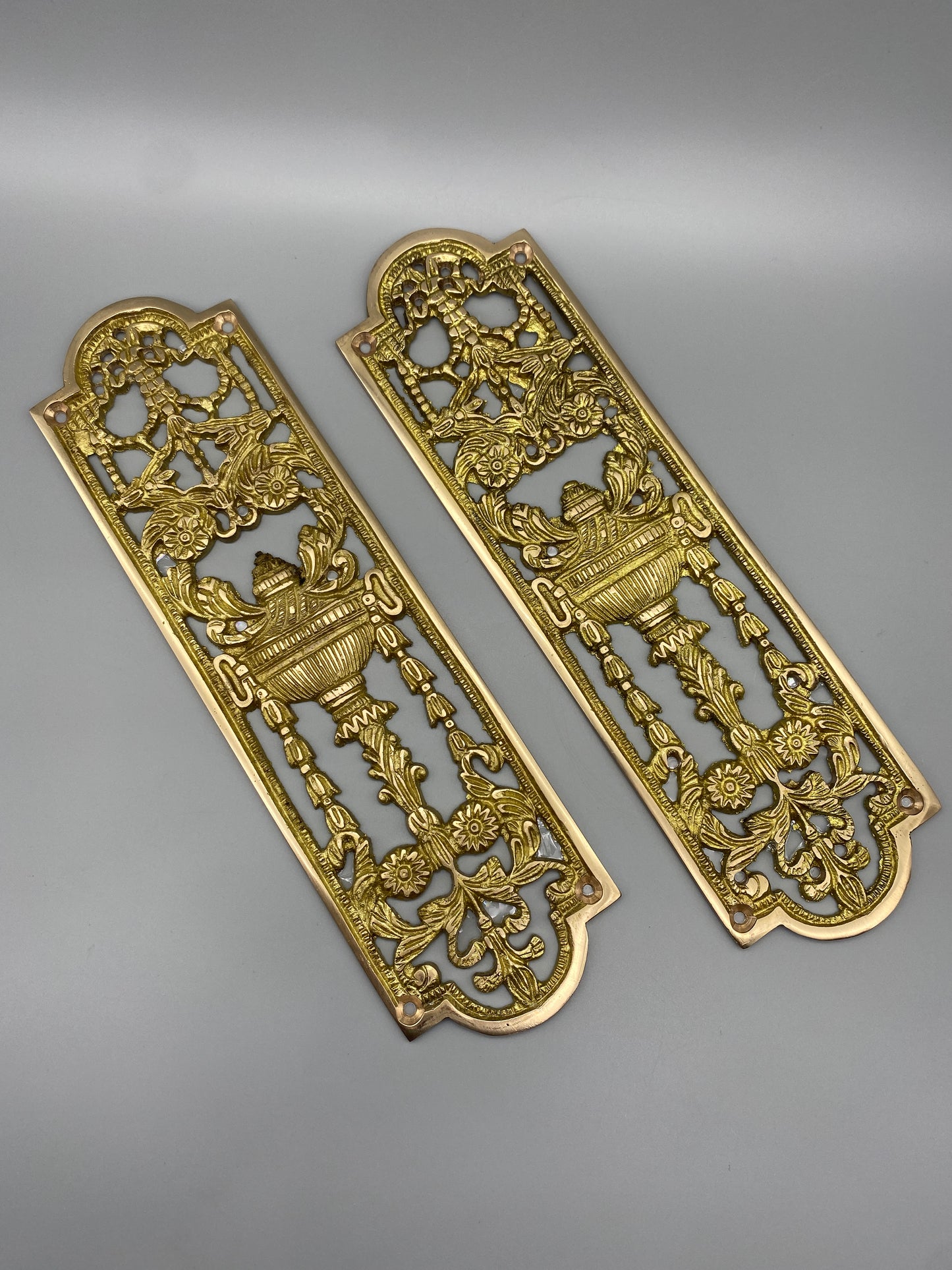 Solid Brass Detailed Door Fingerplate - Classic Door Pushers - 225mm
