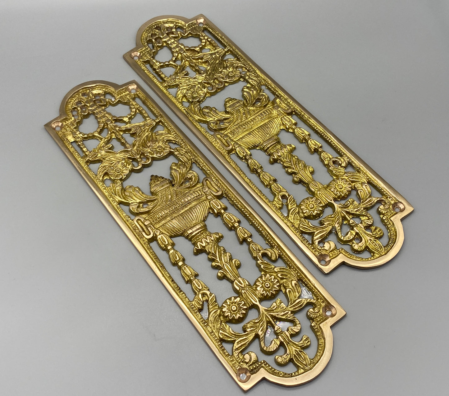 Solid Brass Detailed Door Fingerplate - Classic Door Pushers - 225mm
