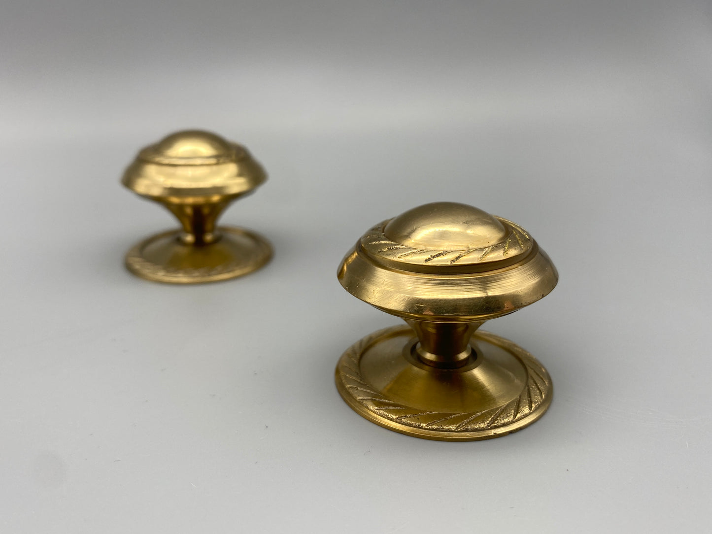 Georgian Brass Style Knobs - Solid Brass - 20mm - 25mm - 35mm - 50mm