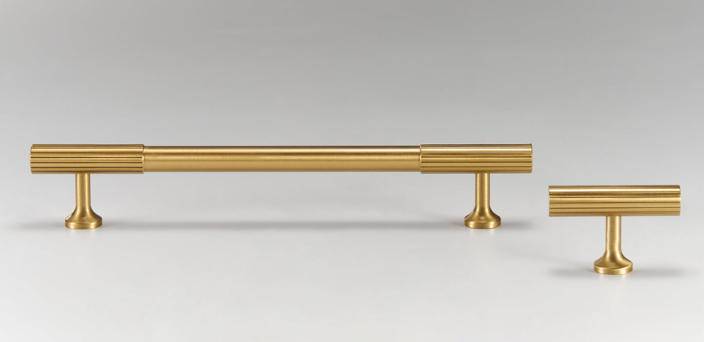 Solid Brass Reeded T-Bar Handles & Matching Pull Knobs - Brushed Brass & Antique Brass Finish