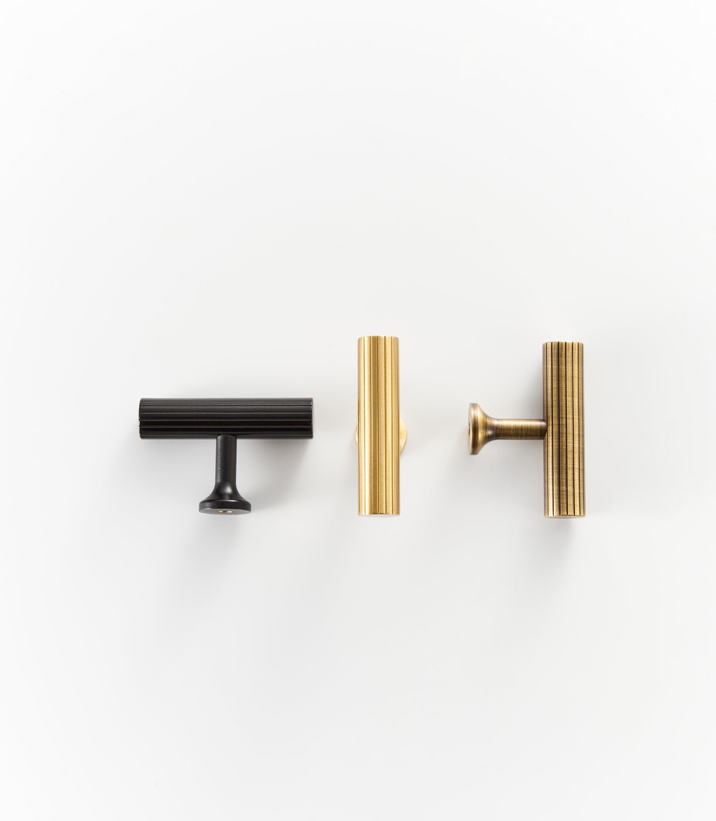 Solid Brass Reeded T-Bar Handles & Matching Pull Knobs - Brushed Brass & Antique Brass Finish