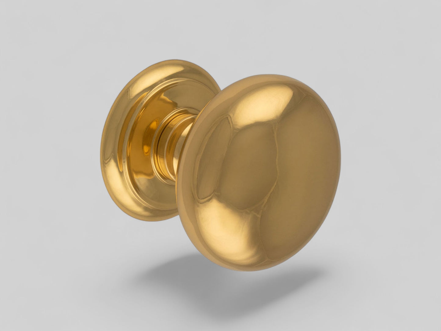 Large Centre Door Knob – Polished Brass – 100mm